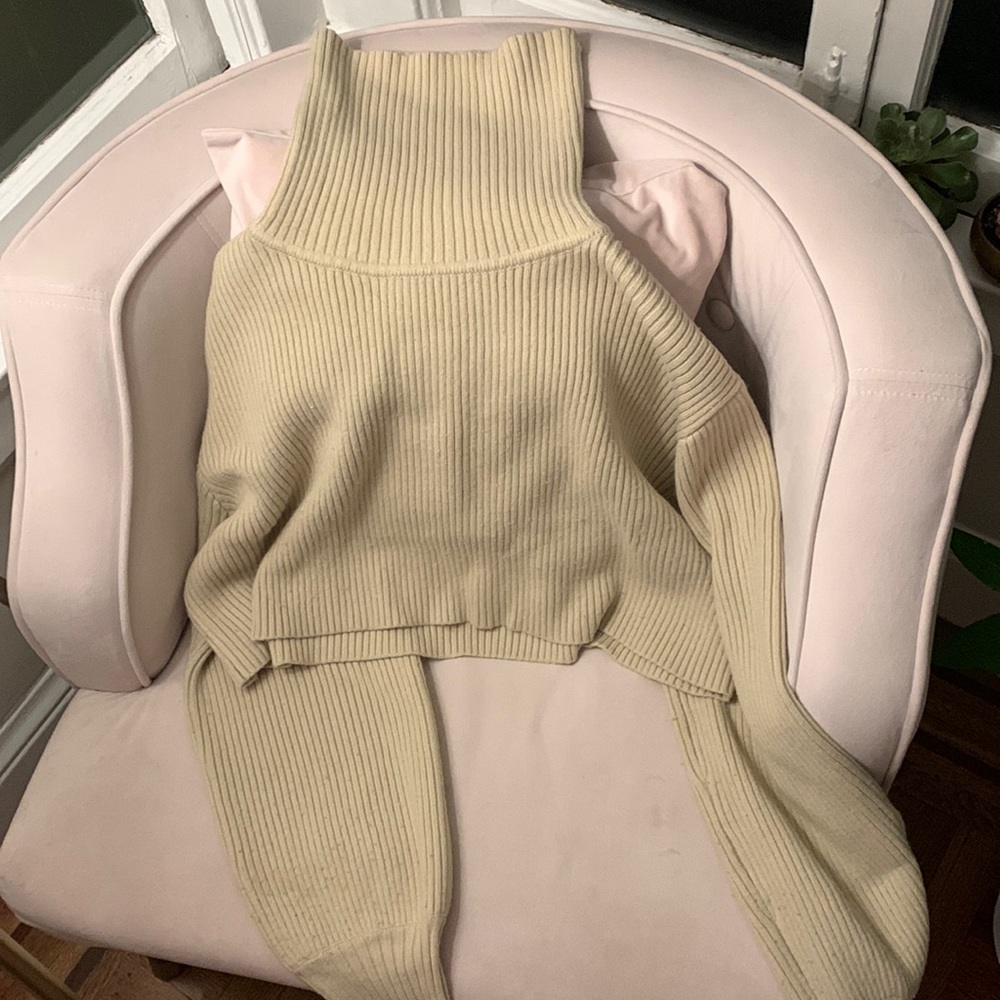 Isalis crop top sweater